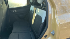 Dacia Spring 27kWh Expression 65 48kW 5dr Auto Electric Hatchback